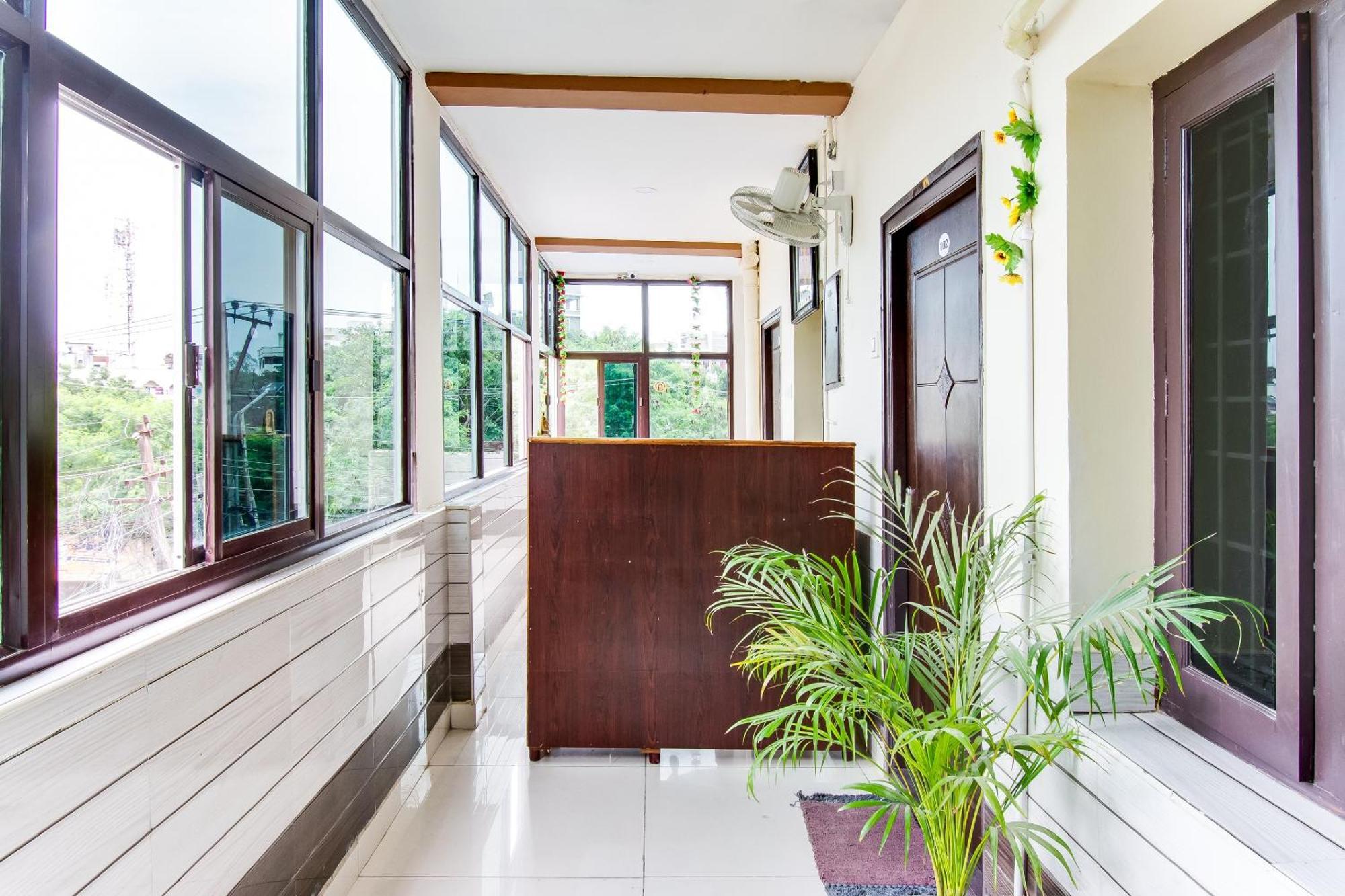 Oyo Akshaya Nest Otel Vijayawāda Dış mekan fotoğraf