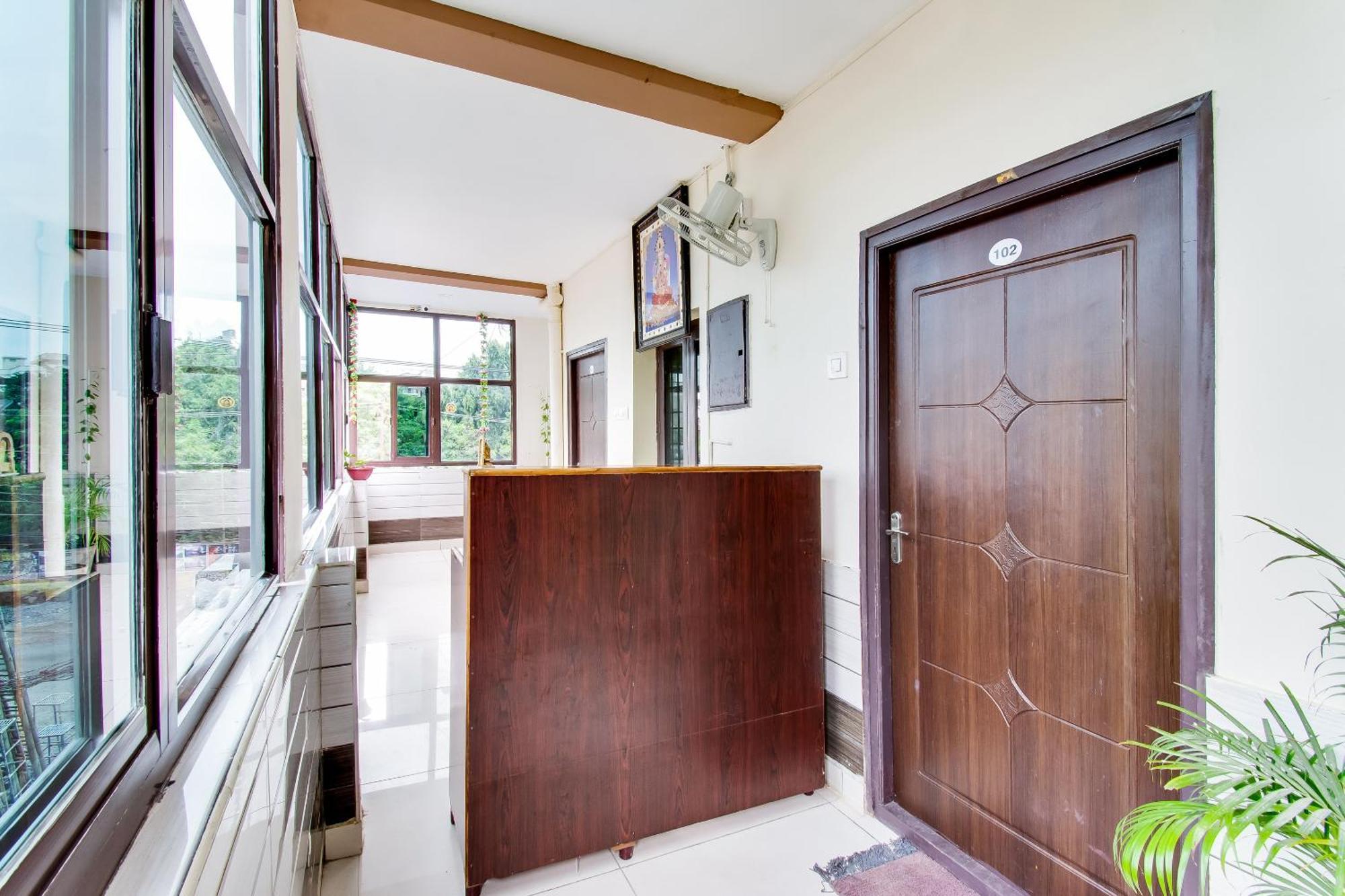 Oyo Akshaya Nest Otel Vijayawāda Dış mekan fotoğraf